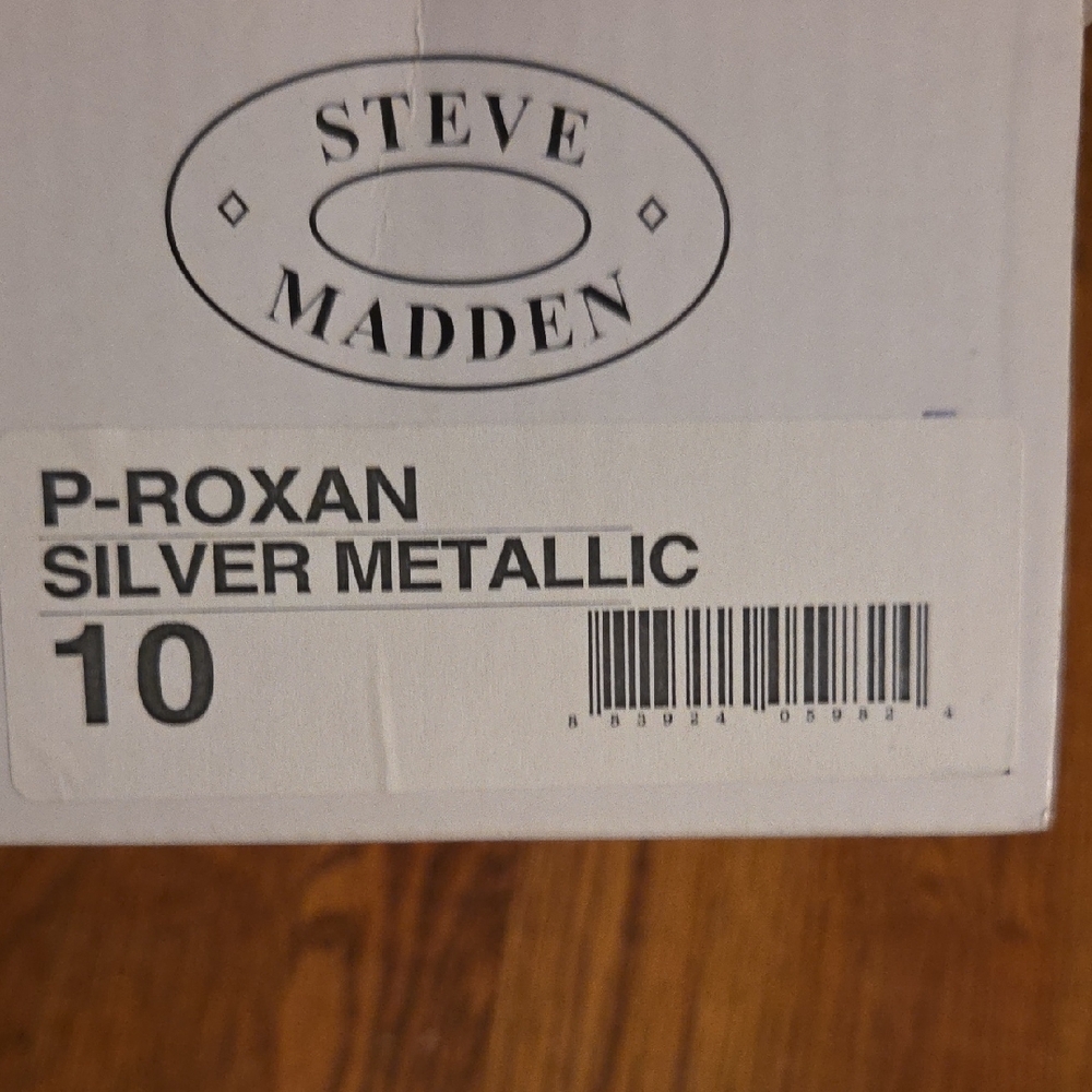 Steve Madden Metallic Silver Sandals - Picture 2 of 5